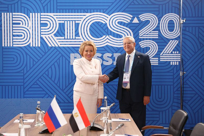 Х Парламентский форум БРИКС. Встреча Председателя Совета Федерации В. Матвиенко с Председателем Палаты депутатов Арабской Республики Египет Ханафи Гибали