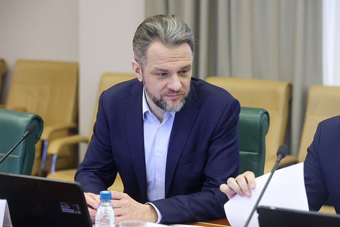 замдиректора департамента реализации инфраструктурных проектов минцифры рф дмитрий стремилов