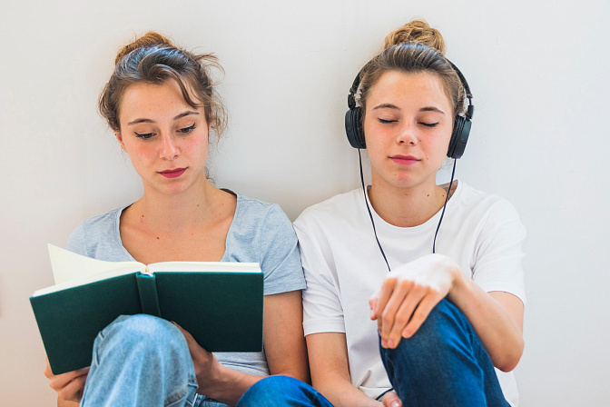 девушки читать книги слушать аудиокниги