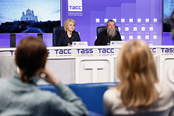 Выдвинутые на Рождественских встречах инициативы становятся законами — Гумерова