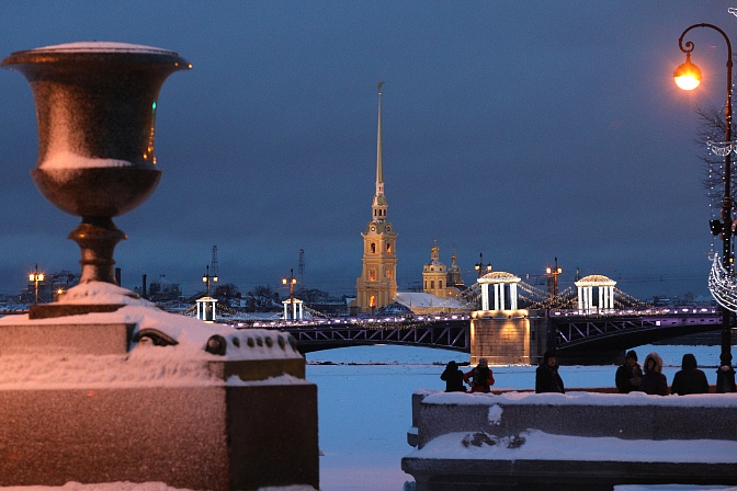 новогодняя подсветка спб петропавловка