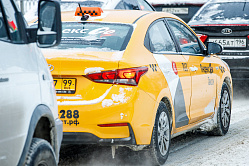 В СФ предложили законодательно ограничить прибыль агрегаторов такси