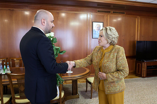 Матвиенко пообещала, что государство продолжит помогать аграриям