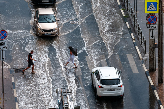 затопление ливнёвка не справляется осадки машины в воде