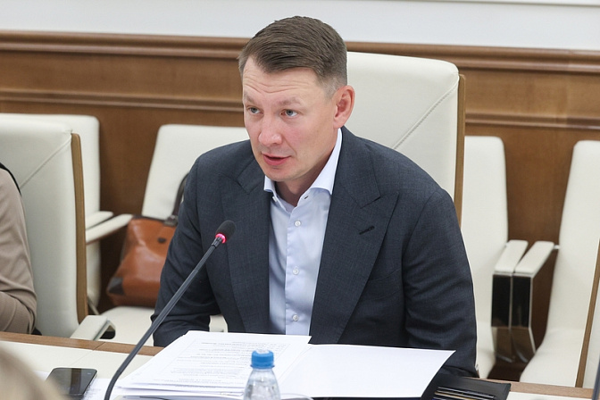 сенатор рф член сф александр двойных