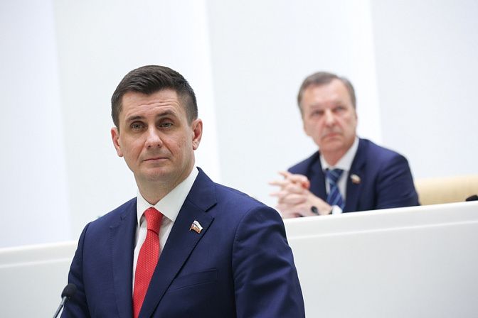 сенатор рф член сф вадим деньгин