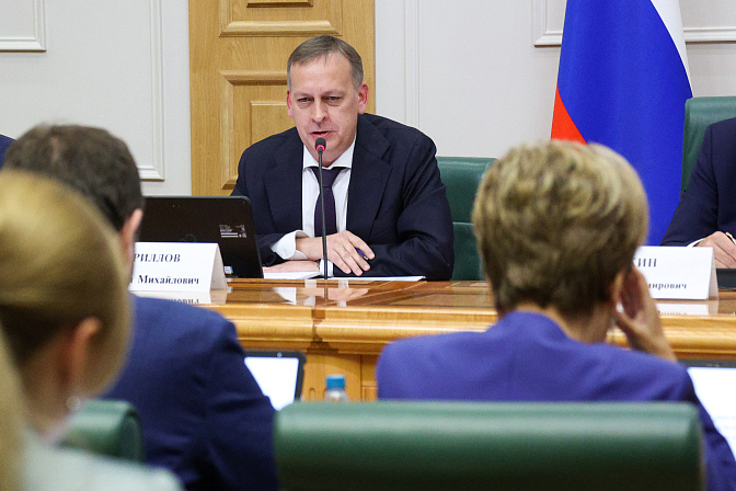 руководитель федерального агентства водных ресурсов дмитрий кириллов