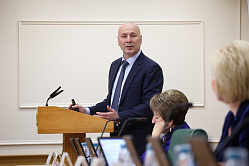 Рособрнадзор: ЕГЭ теперь будут начинаться не раньше 1 июня