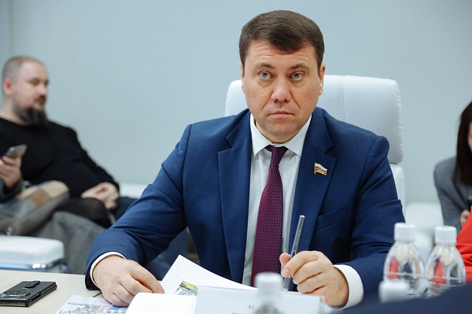 сенатор иван абрамов