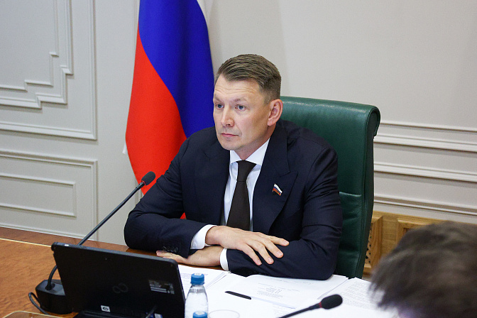 сенатор александр двойных