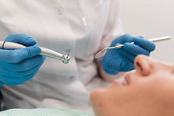В России могут вернуть специальность «зубной врач»