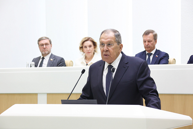 министр иностранных дел рф сергей лавров