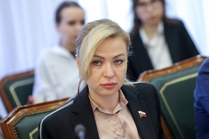 сенатор наталья никонорова