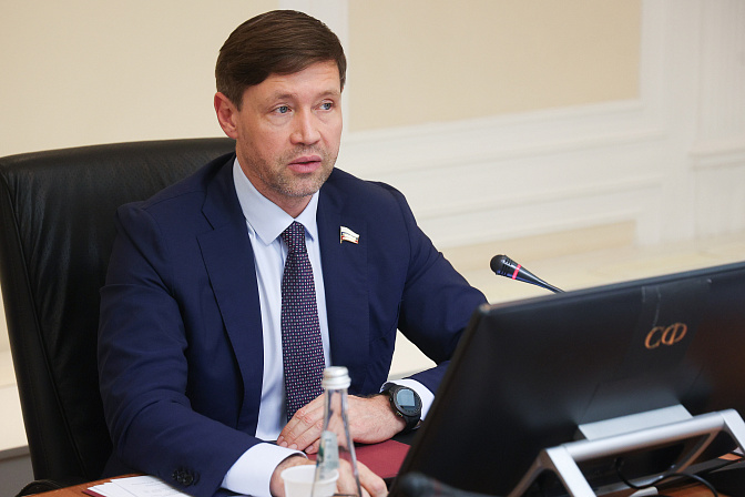 сенатор артём шейкин