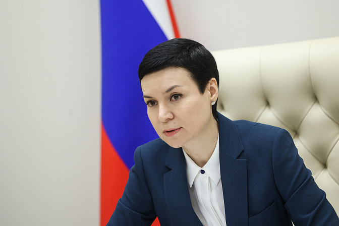 Сенатор  Ирина Рукавишникова