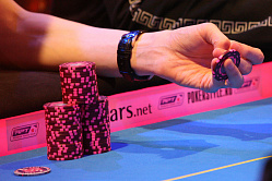 В СФ предлагают запретить участвовать в азартных играх без разрешения супруга