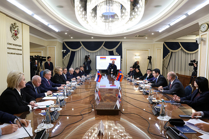 председатель сф валентина матвиенко