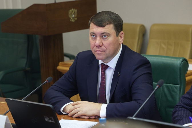 сенатор иван абрамов