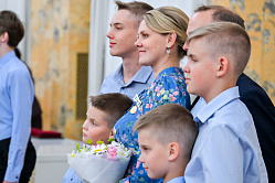 В каждом пятом рекламном ролике в РФ показывают многодетную семью