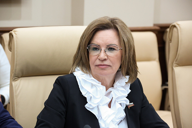 сенатор марина сидухина