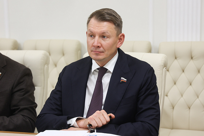 сенатор александр двойных
