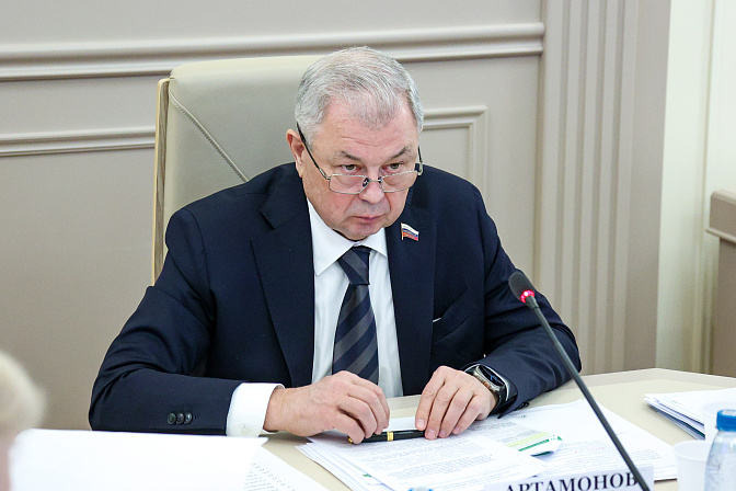 сенатолр анатолий артамонов