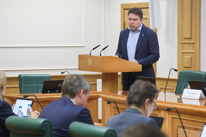вице-президент-директор департамента развития ии и машинного обучения сбербанка  максим еременко