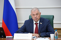 Сенатор Артамонов призвал делить бюджетные траты на три категории
