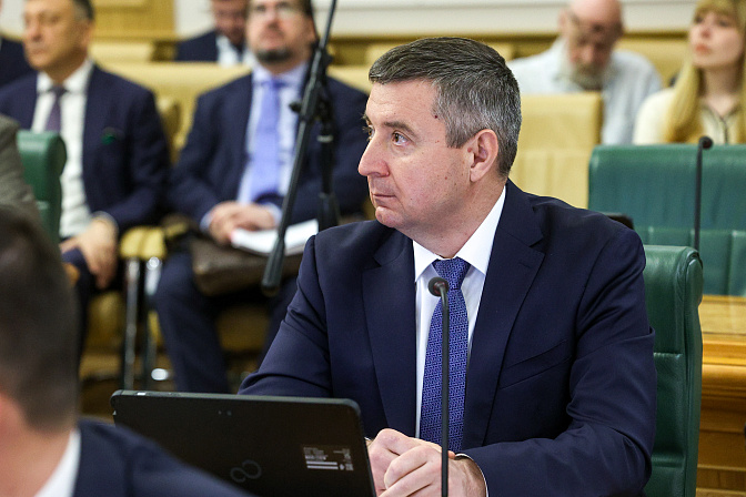 статс-секретарь-замминистра труда и социальной защиты рф андрей пудов