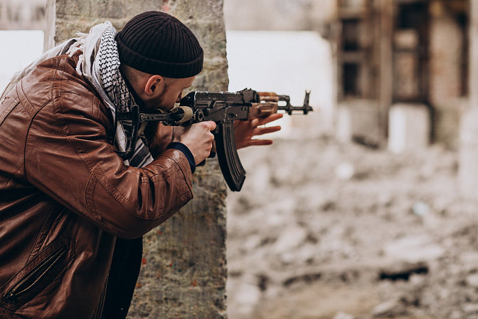 военный конфликт арабский солдат с оружием 