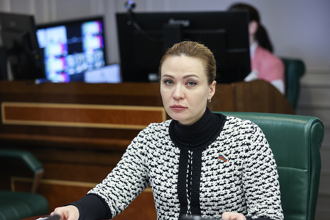 Сенатор Наталья Никонорова