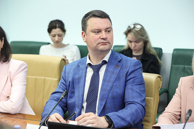 Глава Фонда пенсионного и социального страхования РФ Сергей Чирков