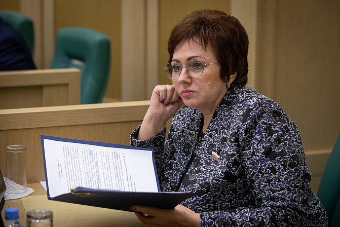 Елена Бибикова. Фото: СенатИнформ/ Пресс-служба СФ