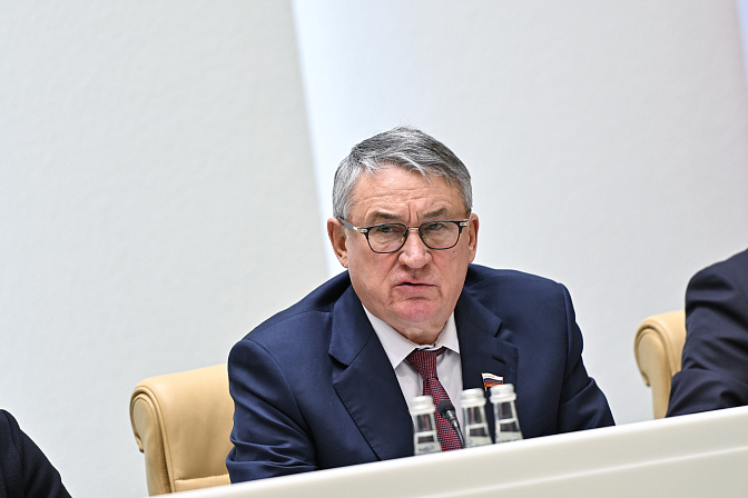Заместитель Председателя СФ Юрий Воробьёв