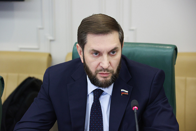 сенатор иван евстифеев