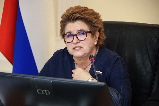 сенатор любовь глебова