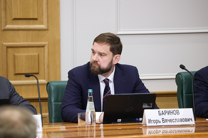 руководитель федерального агентства по делам национальностей игорь баринов 