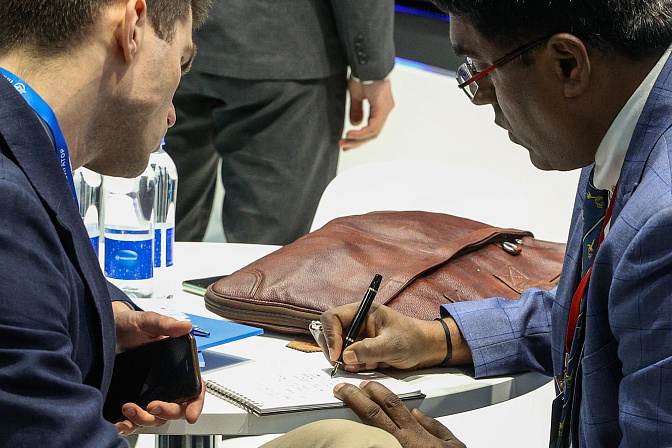 договор бизнес бизнесмен 