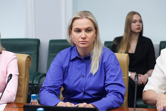 сенатор евгения ламонова