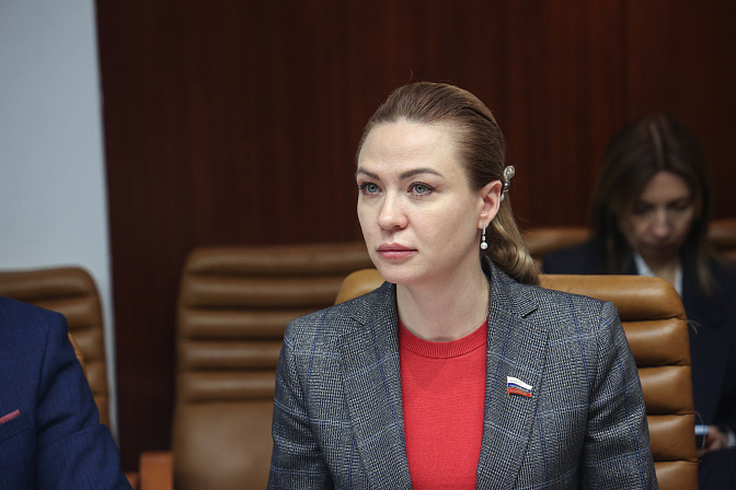 Сенатор Наталья Никонорова