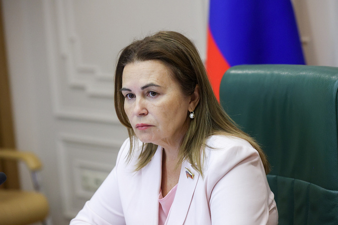 сенатор жанна чефранова