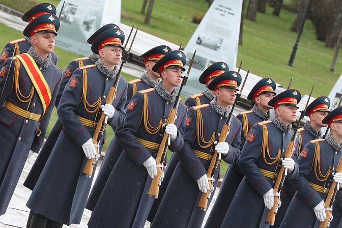 военные почетный караул
