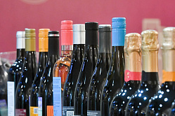В Россию стали ввозить больше недорогого вина