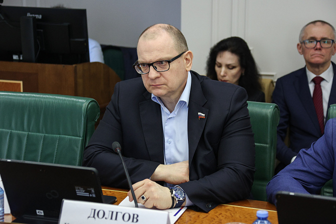 Сенатор Константин Долгов