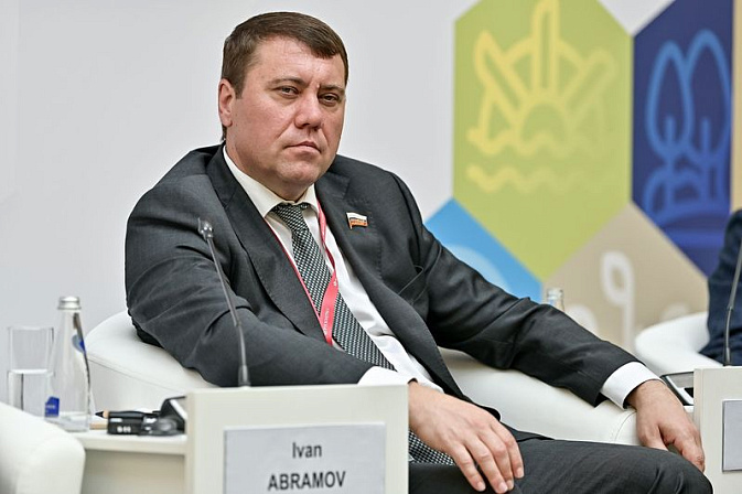 Сенатор Иван Абрамов