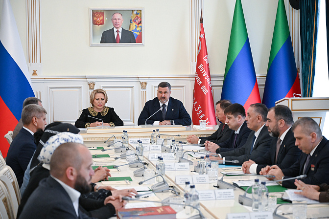 председатель сф валентина матвиенко в махачкале