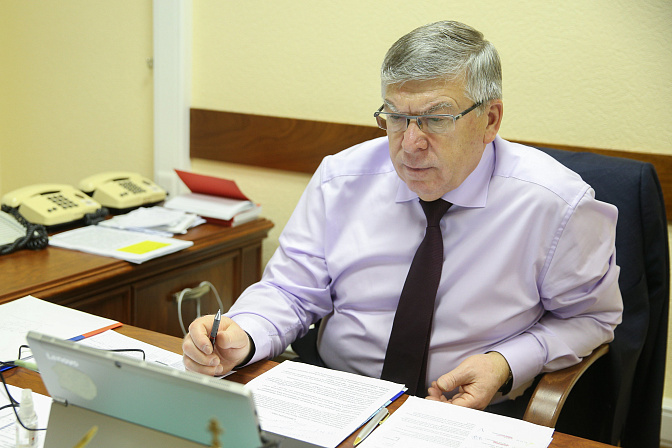 Сенатор Валерий Рязанский