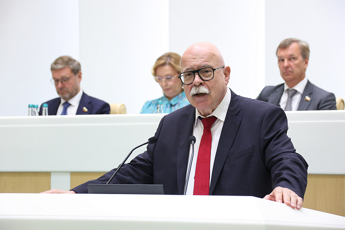 президент российского совета по международным делам дмитрий тренин