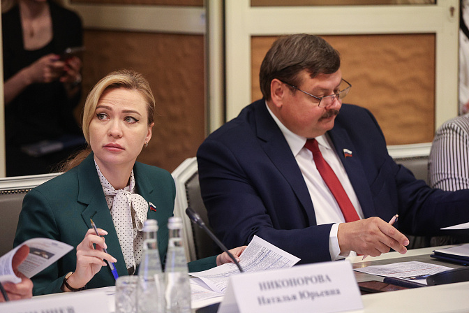 Сенатор Наталья Никонорова