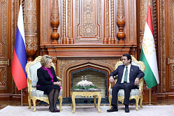 Матвиенко встретилась с главой верхней палаты парламента Таджикистана Эмомали